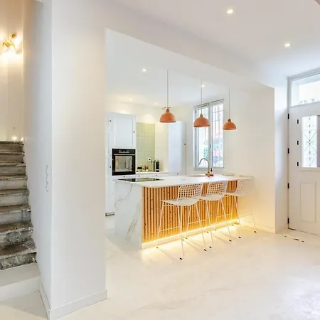 Chaleureuse Maison En Centre فيلة *